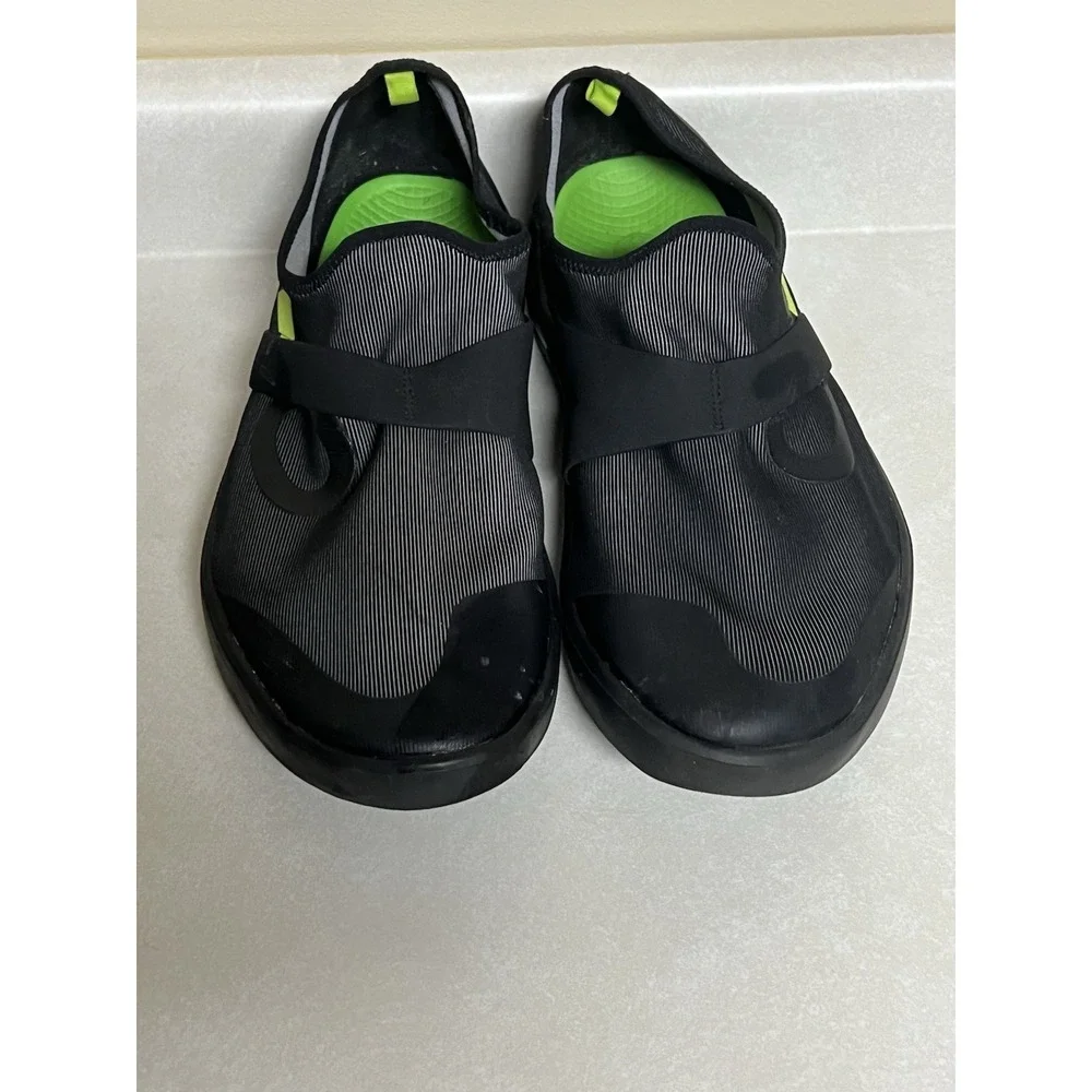 Oofos OOmg Low Black Slip On Sneakers Men's US 10 EU 43 Lightweight Recovery